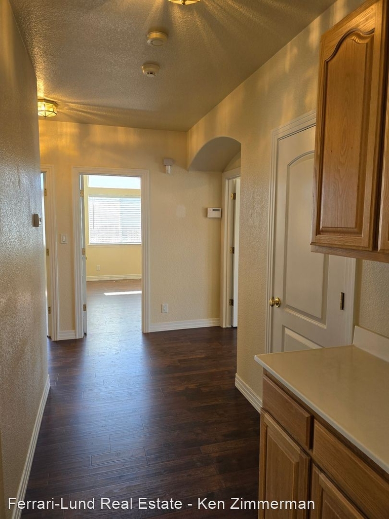 2721 Sunline - Photo 14