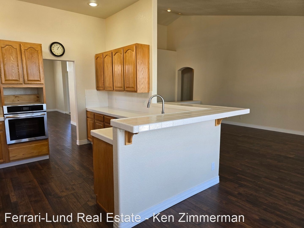 2721 Sunline - Photo 12