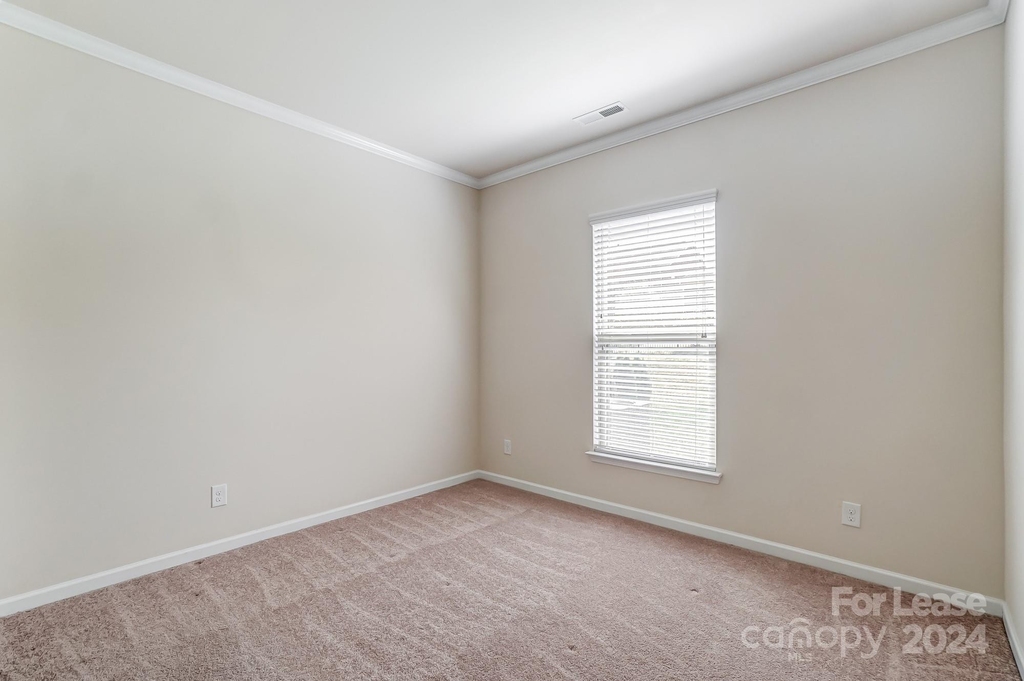 9537 Clarkes Meadow Place - Photo 18