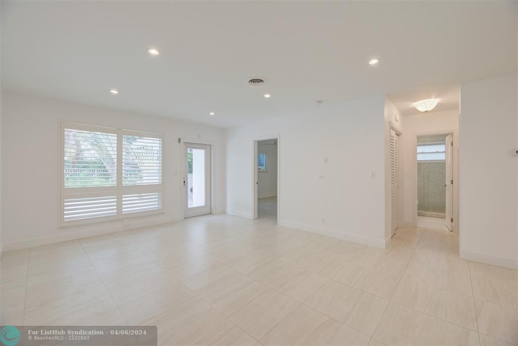 1424 Ne 56th Ct - Photo 14