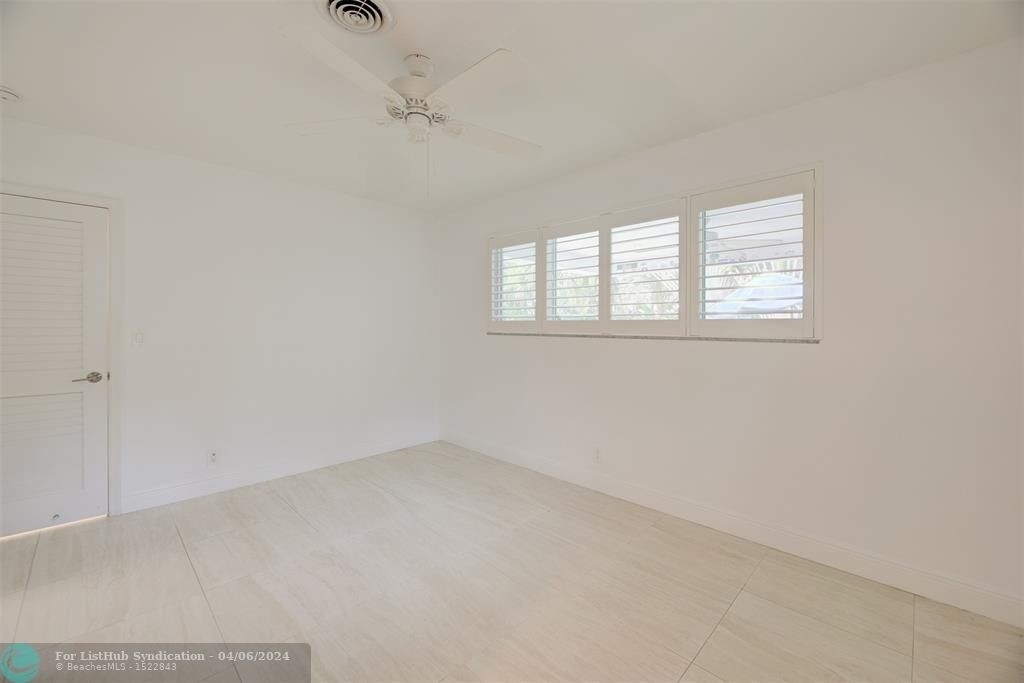 1424 Ne 56th Ct - Photo 25