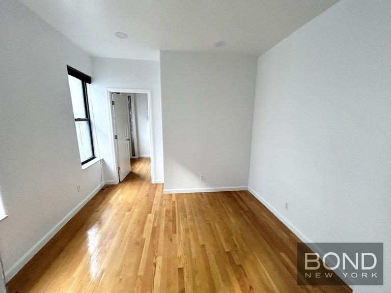 East 101st Street - Photo 1