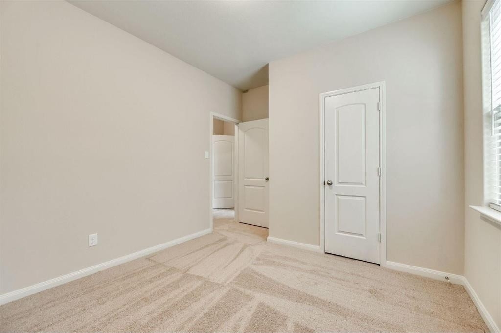 1430 Park Trails Boulevard - Photo 5