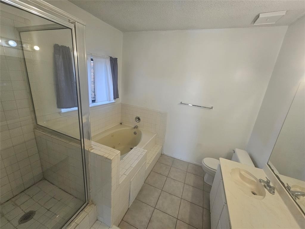 3500 E Park Boulevard - Photo 6