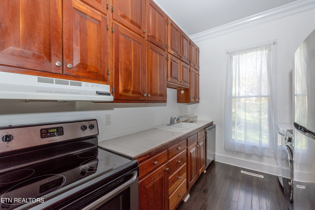 2203 Aster Rd - Photo 3