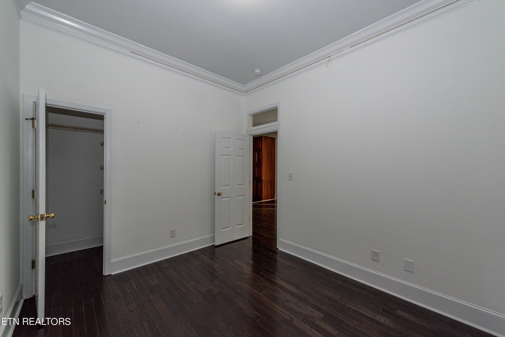 2203 Aster Rd - Photo 5