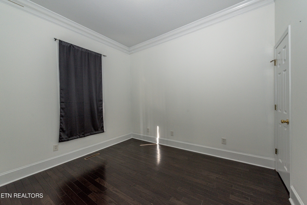 2203 Aster Rd - Photo 6