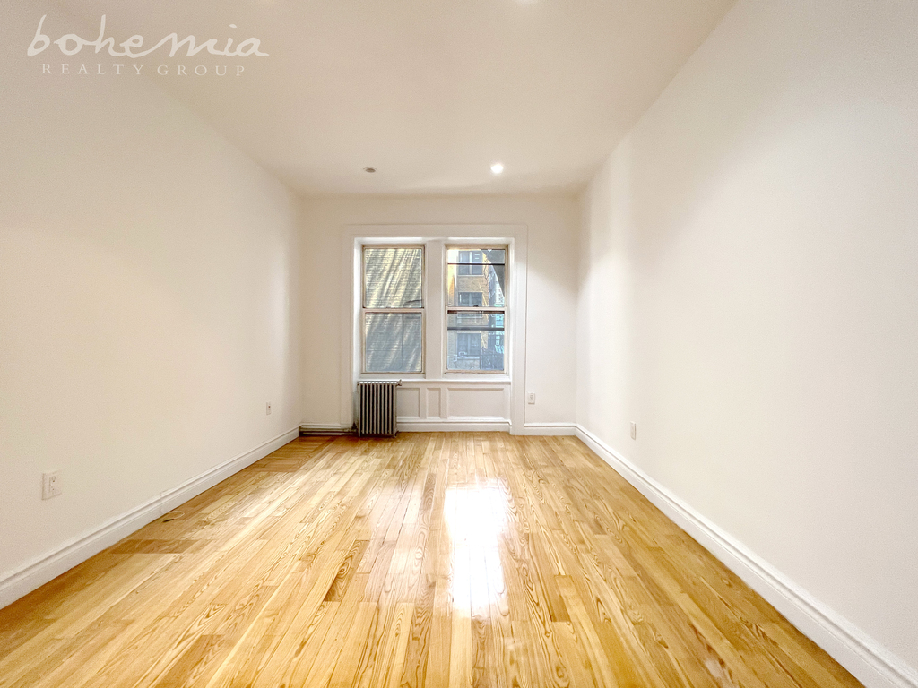 West 141st Street - Photo 5