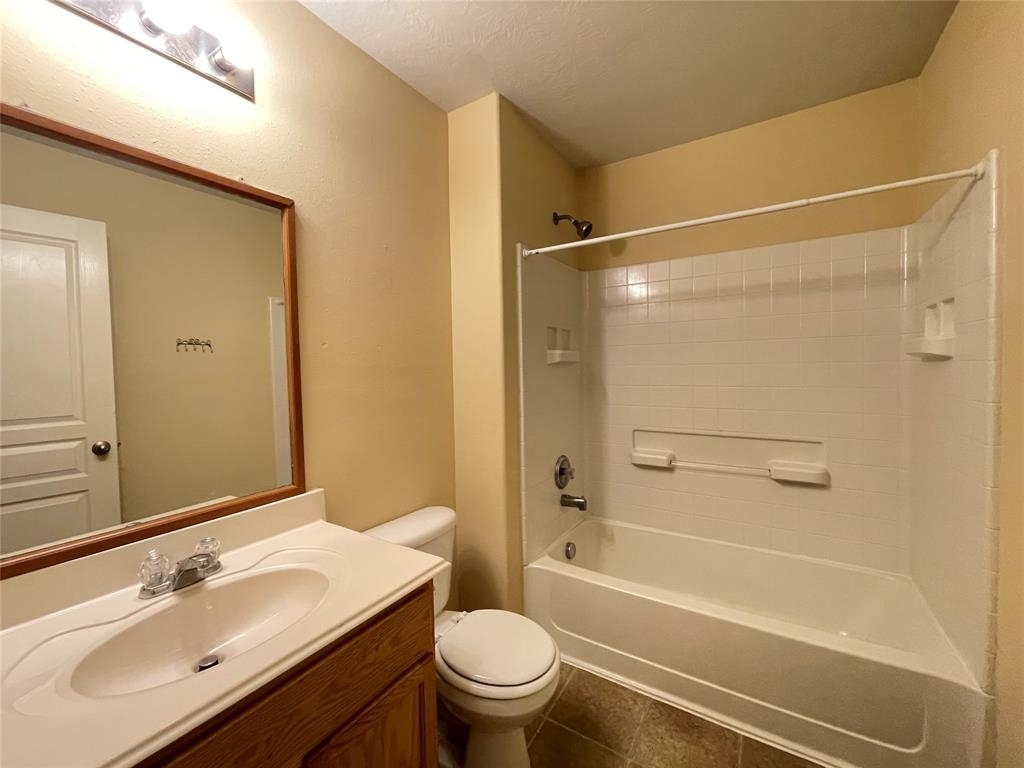 8819 Grand Villa Lane - Photo 23