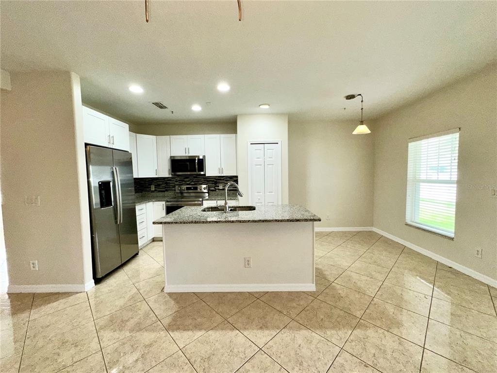 2046 Cypress Bay Boulevard - Photo 6