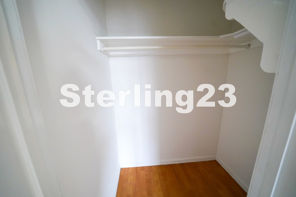 27-16 12th Street - Photo 8