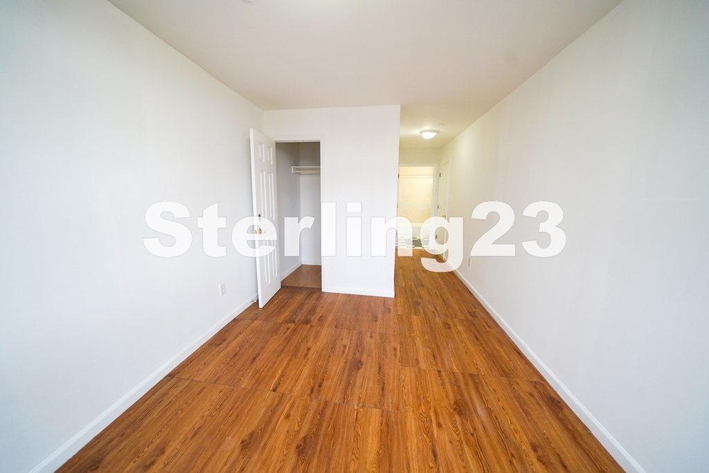 27-16 12th Street - Photo 12