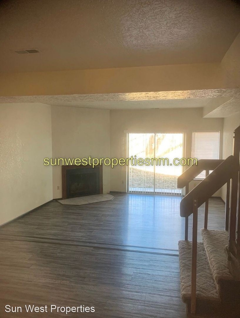 1086 E. Navajo St. - Photo 2