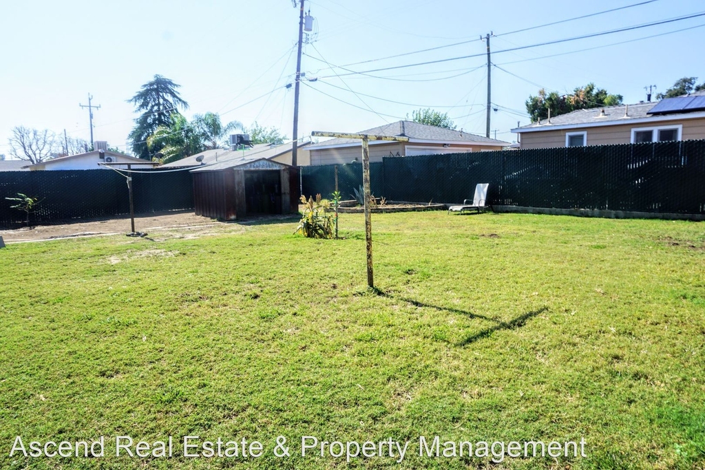 617 Hood Dr - Photo 10