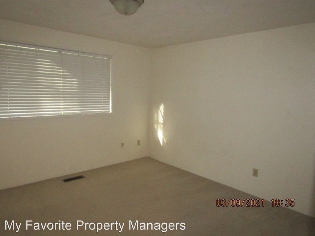 2784 Tonia Circle - Photo 15