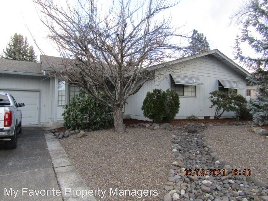 2784 Tonia Circle - Photo 0