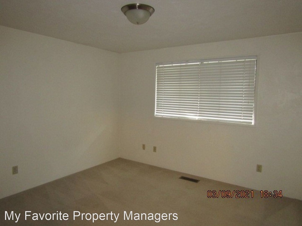 2784 Tonia Circle - Photo 14