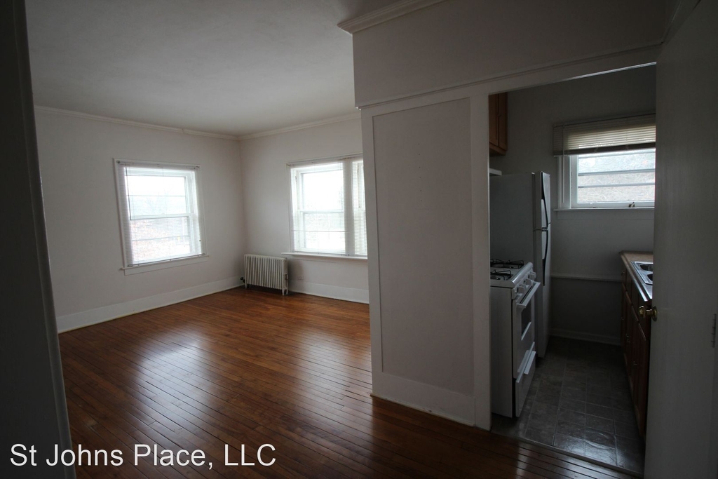 2494 Saint Johns Ave - Photo 1