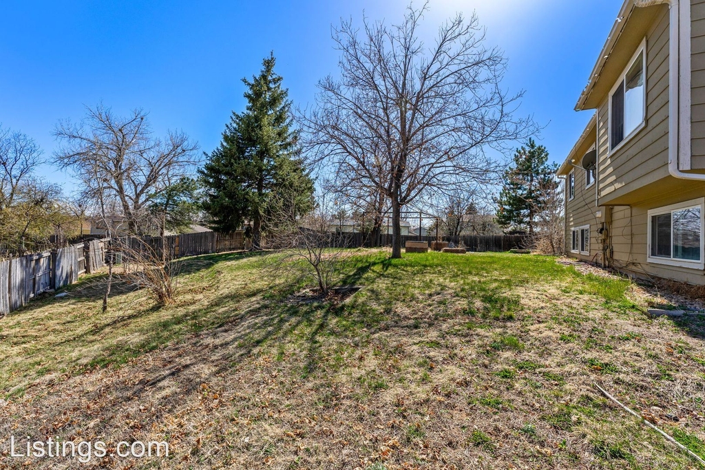 17122 E Kent Dr - Photo 23