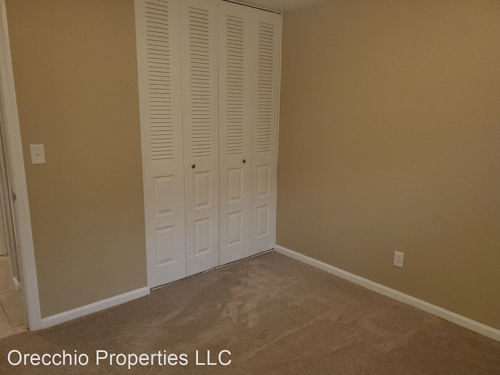 483,491 Lovers Lane; 4401, 4409 Country Club; 4516,4508 Scioto - Photo 10