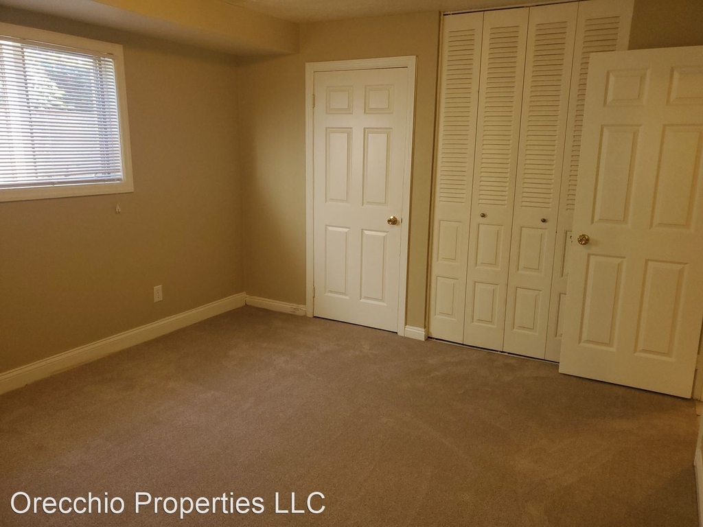 483,491 Lovers Lane; 4401, 4409 Country Club; 4516,4508 Scioto - Photo 8
