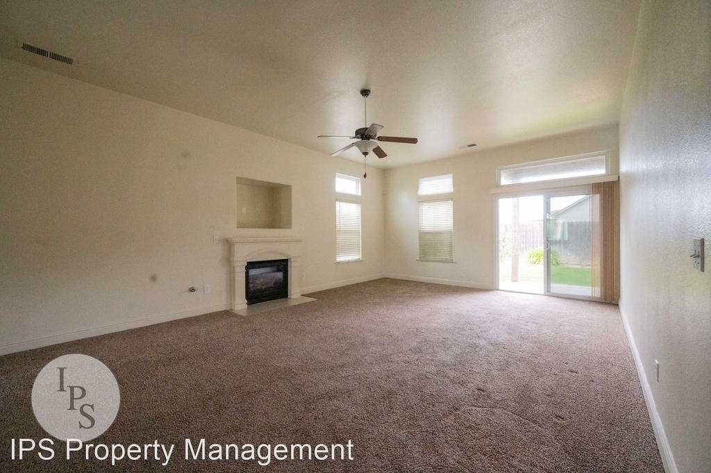 5868 W. Pico Ave. - Photo 3