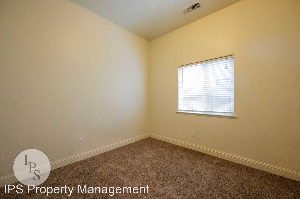 5868 W. Pico Ave. - Photo 14