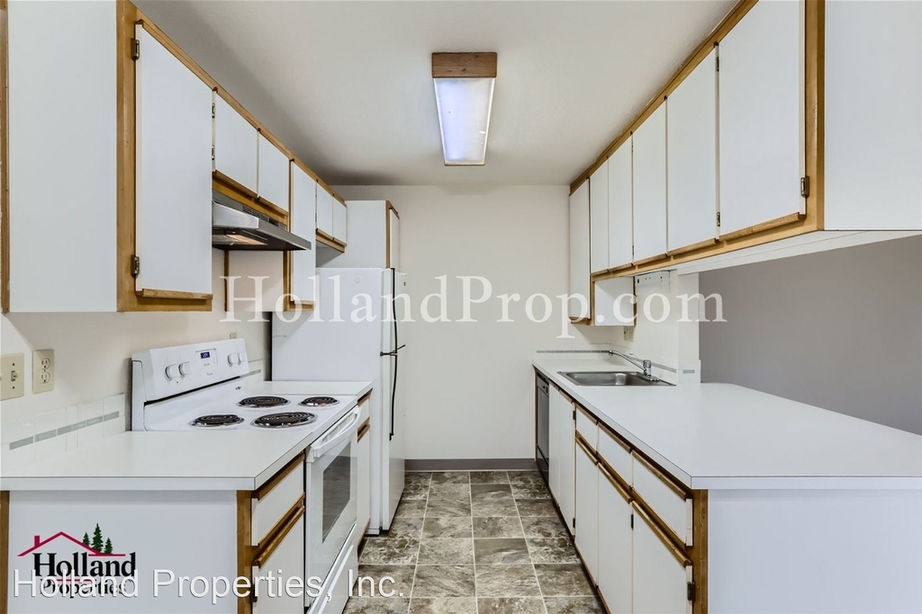 720-726 Sw 206th Place - Photo 4