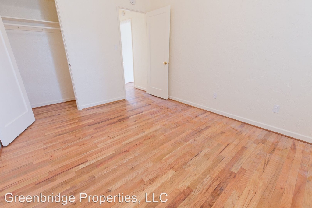 815 Se 42nd Ave - Photo 18