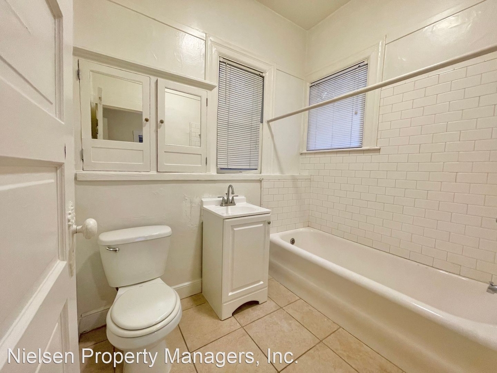 1117 22nd Street - Photo 6