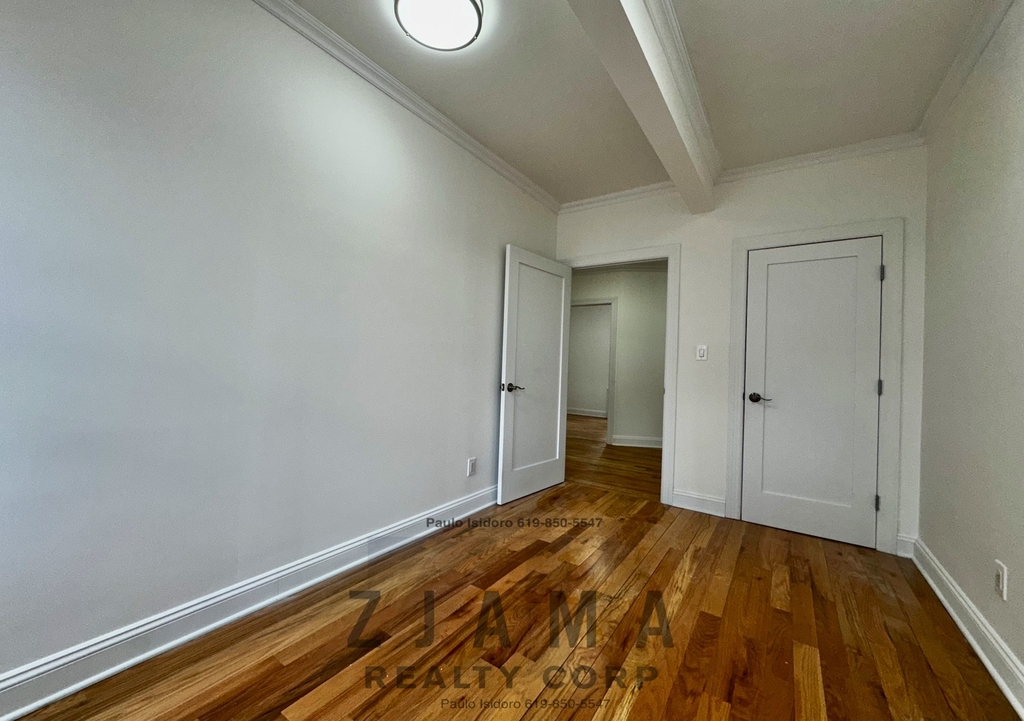 288 Maple Street - Photo 10