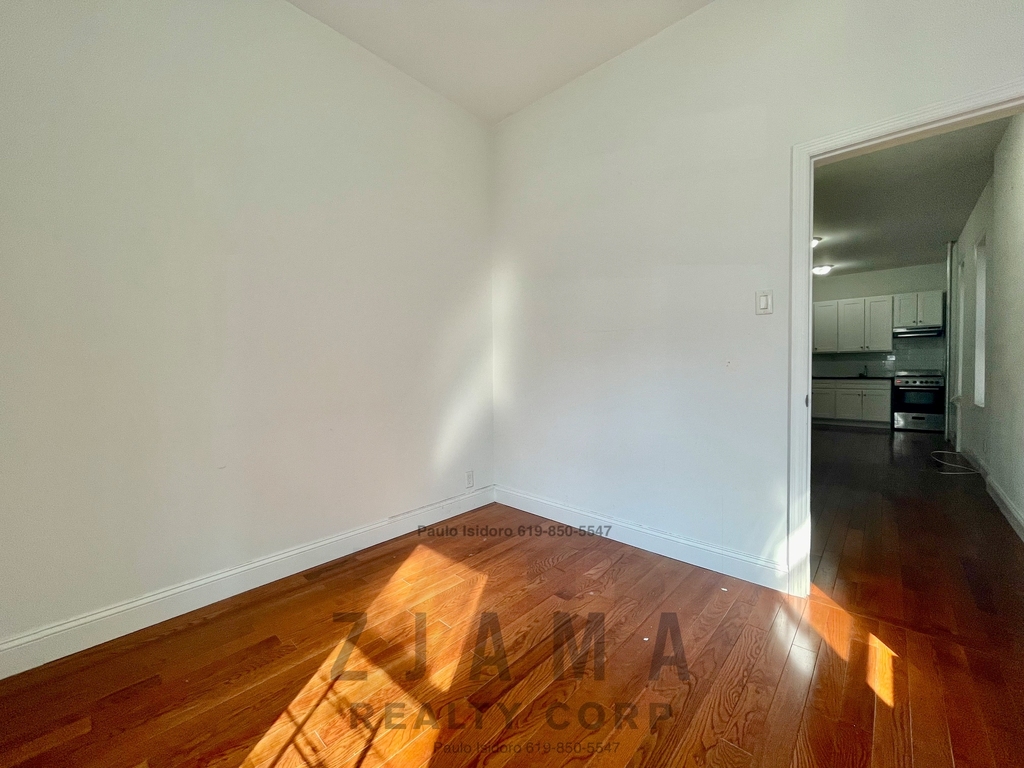 369 Ocean Avenue - Photo 4