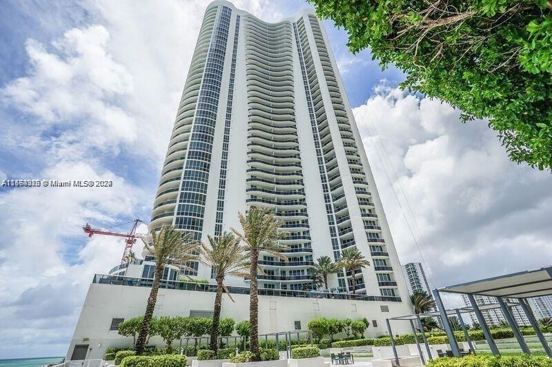 15811 Collins Ave - Photo 1