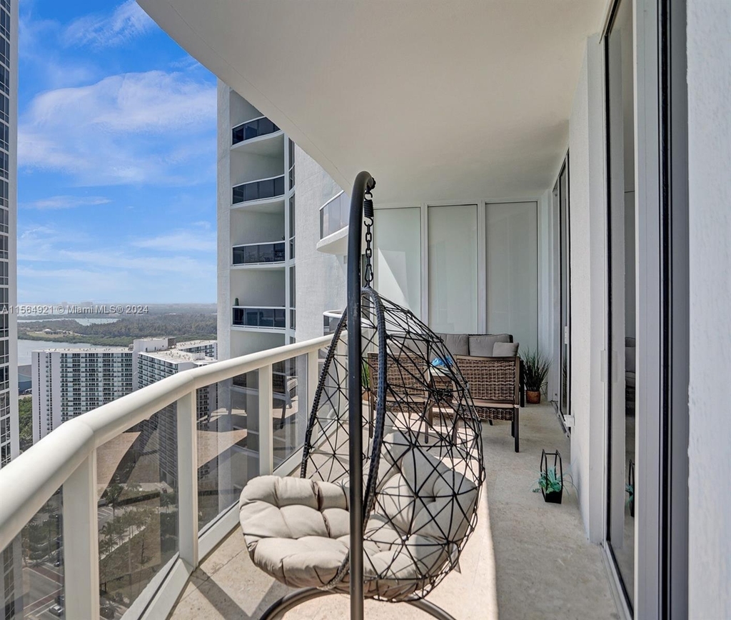 15901 Collins Ave - Photo 1