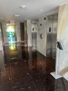 325 S Biscayne Blvd - Photo 9