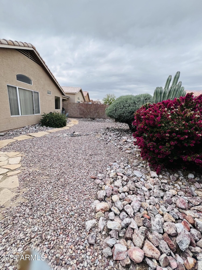 2232 E Escuda Road - Photo 11