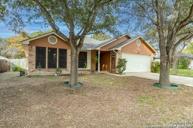 7809 Forest Path - Photo 1