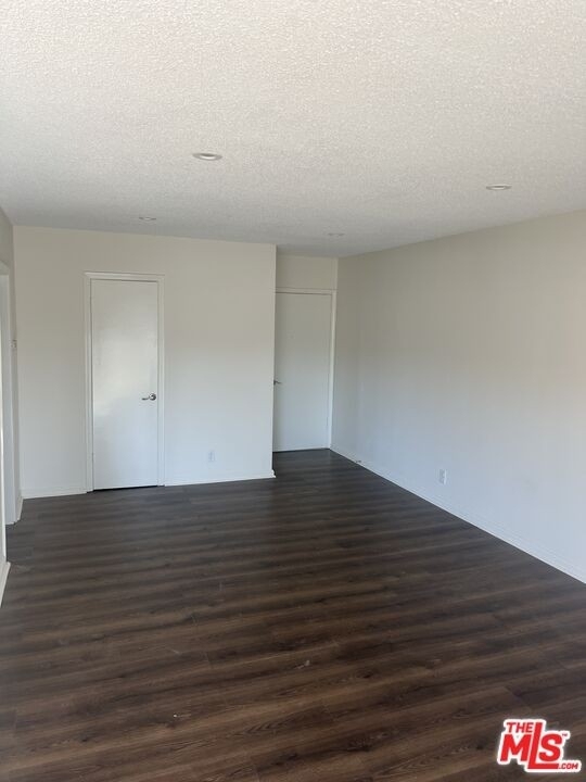 780 Earlham St - Photo 2