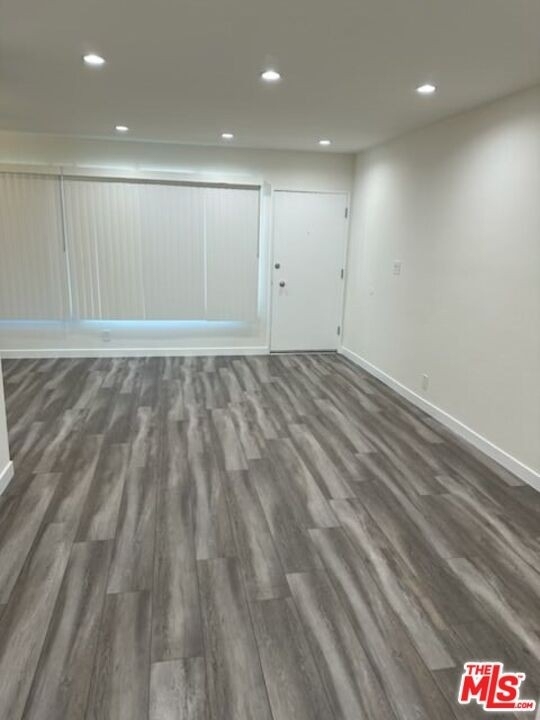 1007 N Laurel Ave - Photo 1