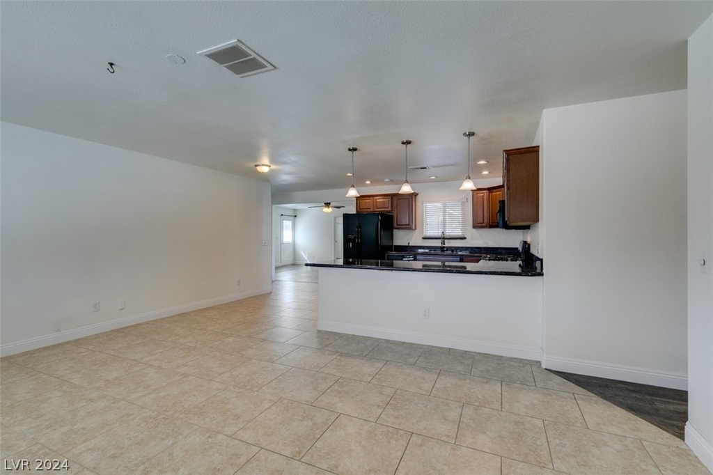 4700 W San Miguel Avenue - Photo 4