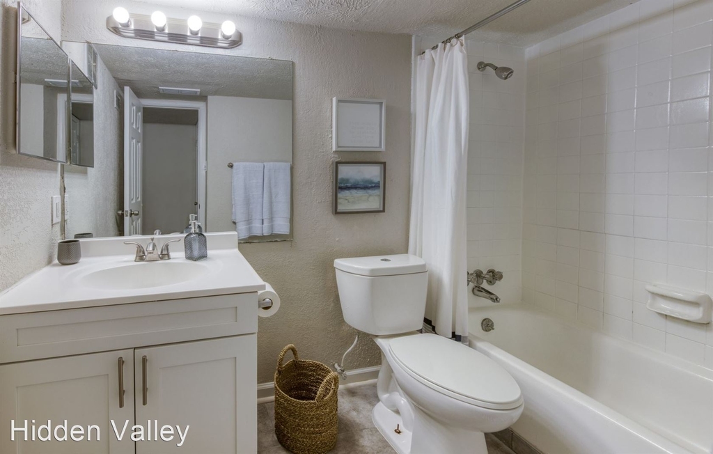 2823 Misty Waters Drive - Photo 6