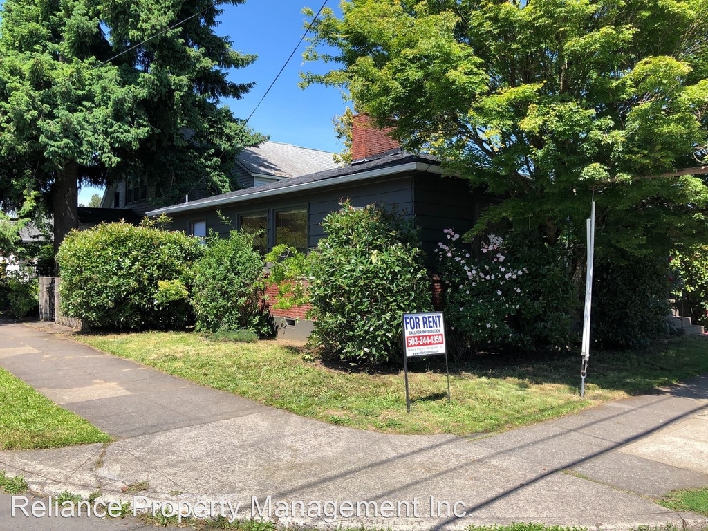 831-835 Se 80th Ave. - Photo 26