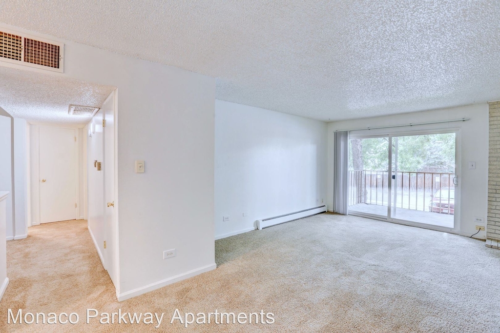 2050 South Monaco Street Parkway - Photo 14