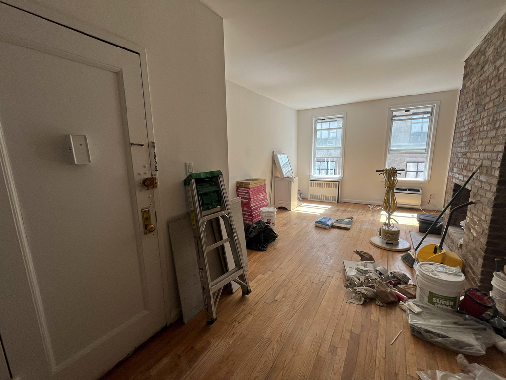 417 East 87th Street - Photo 4