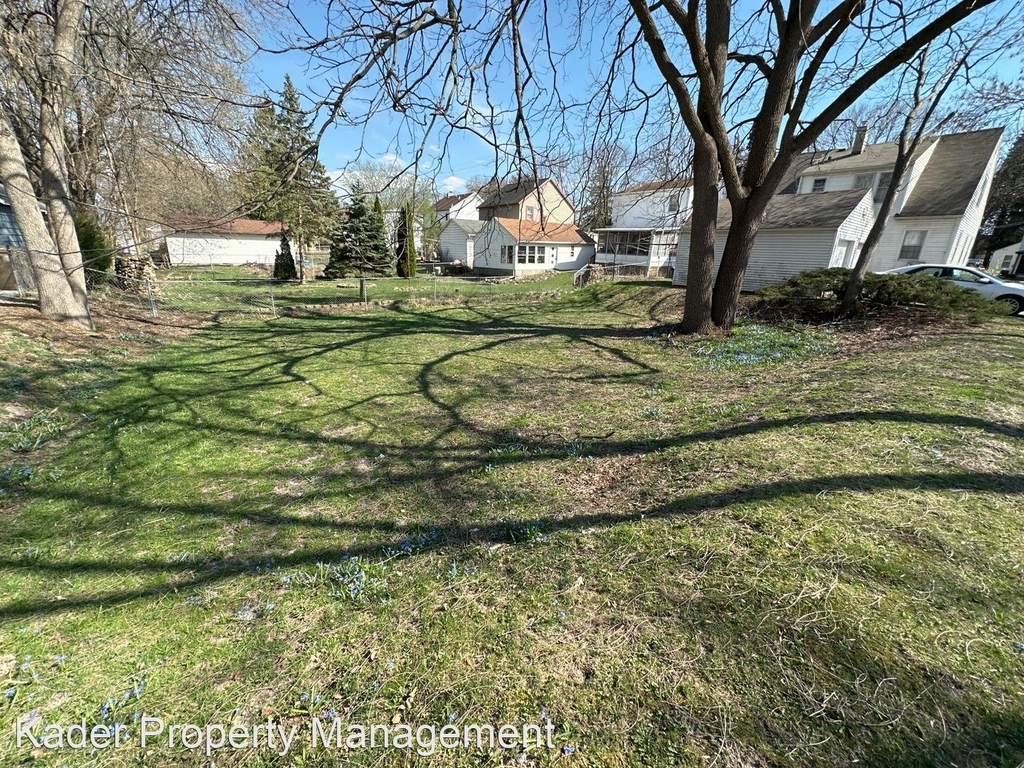 722 W Olin Ave - Photo 7