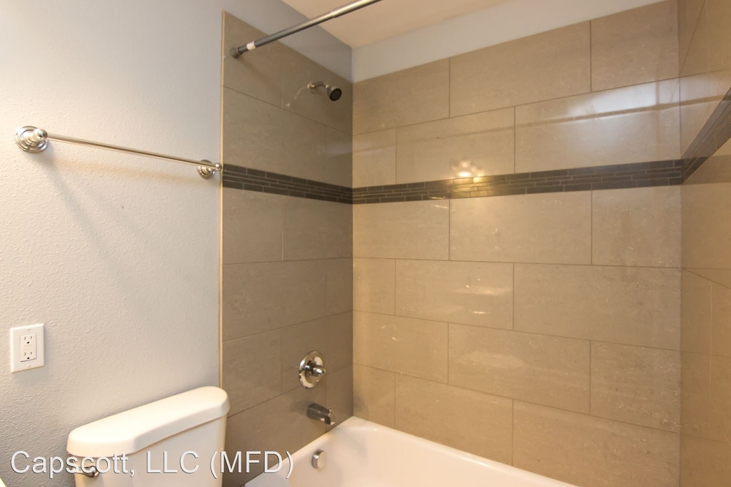 2720 Sw Spring Garden St., Apt 22 - Photo 6