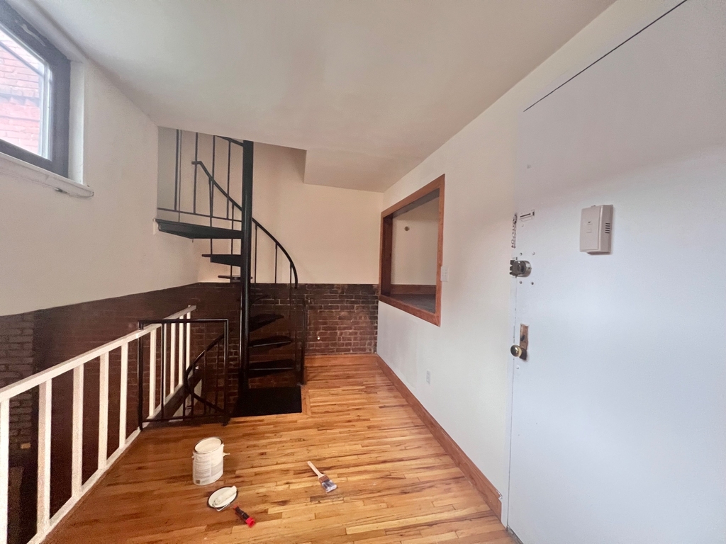 67 West 73rd Street - Photo 12