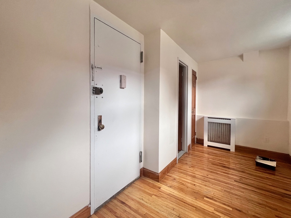 67 West 73rd Street - Photo 9