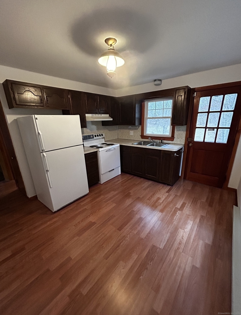 391 Chestnut Hill Avenue - Photo 1