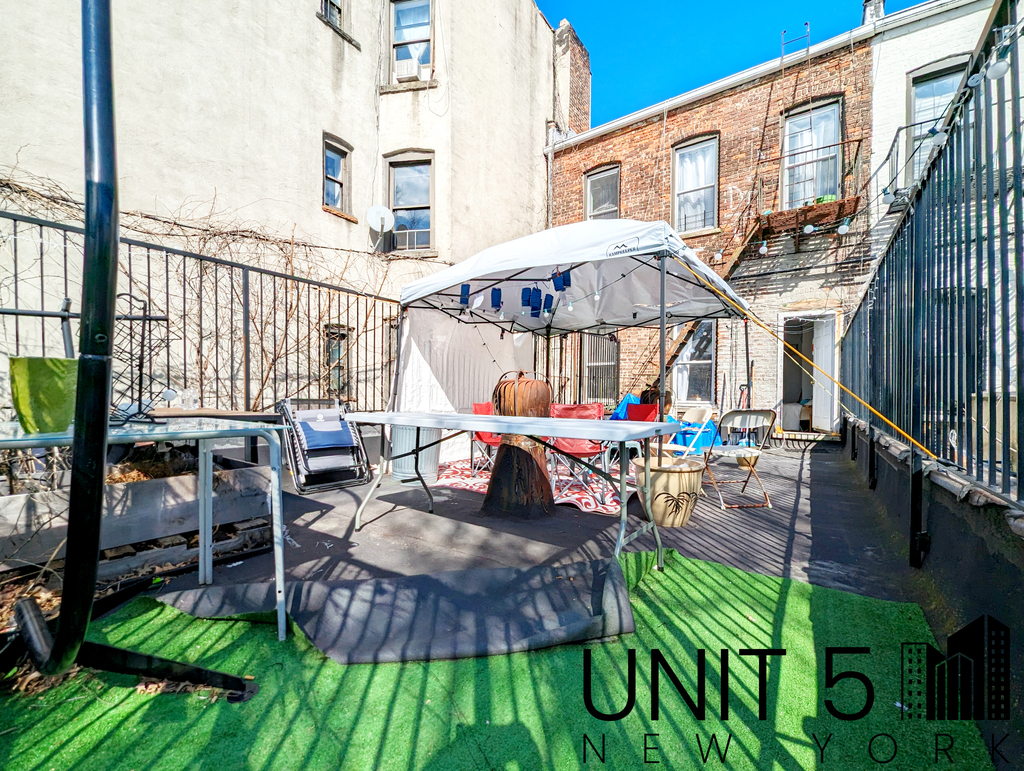 196 Utica Avenue - Photo 0